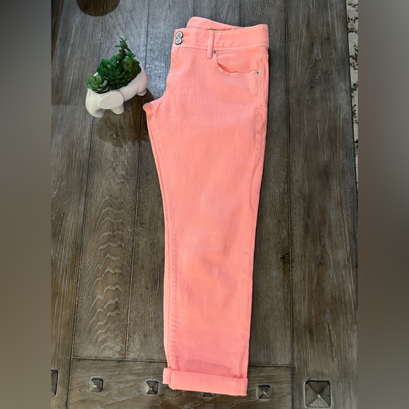 Lilly Pulitzer Jeans - Picture 5 of 14